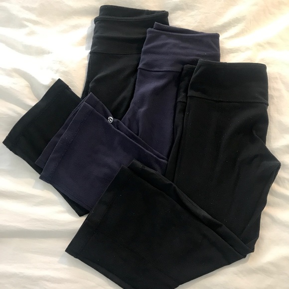 Lululemon Reversible 3/4 Crops - Picture 3 of 4